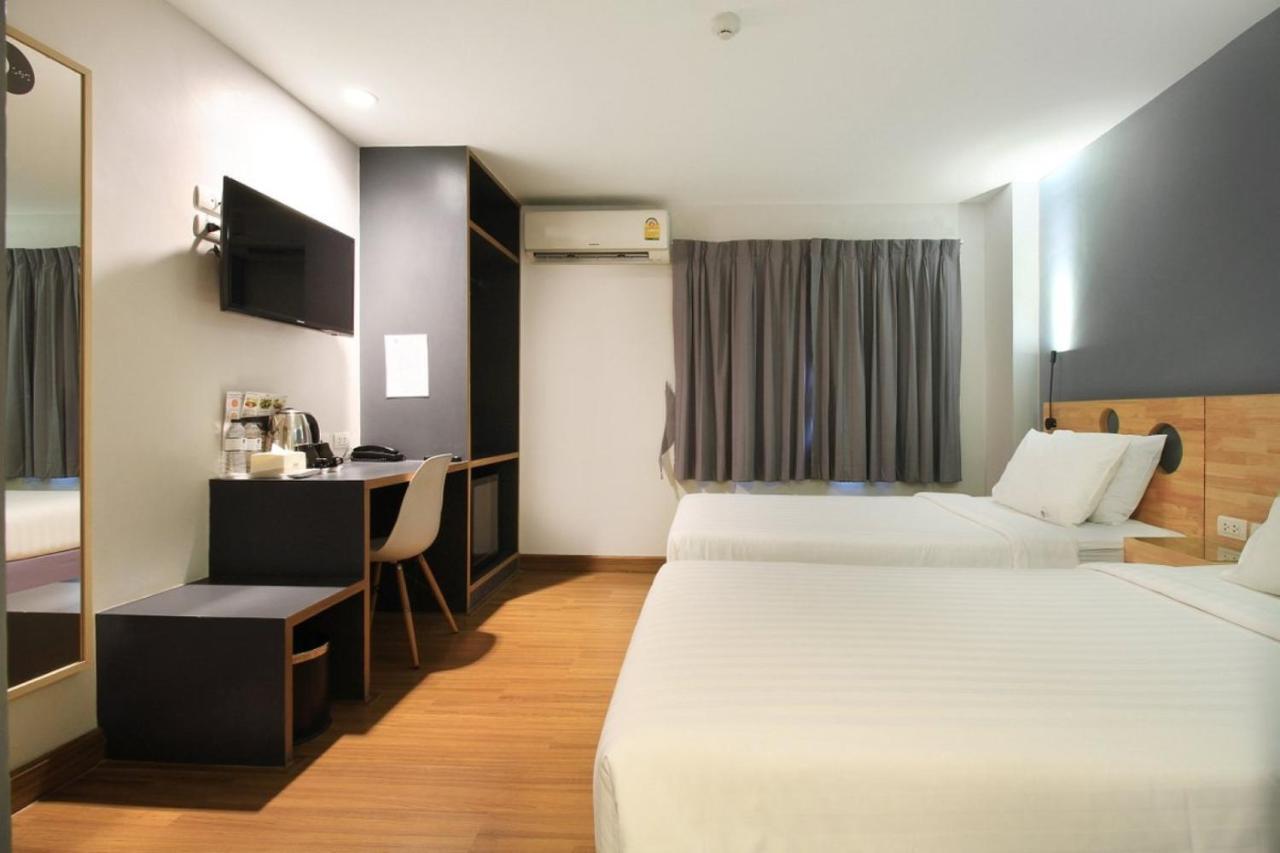 Mybed Sathorn Hotel Бангкок Экстерьер фото